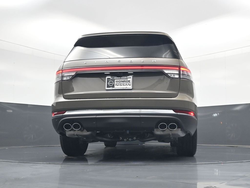 Used 2025 Lincoln Aviator Reserve RWD image 26