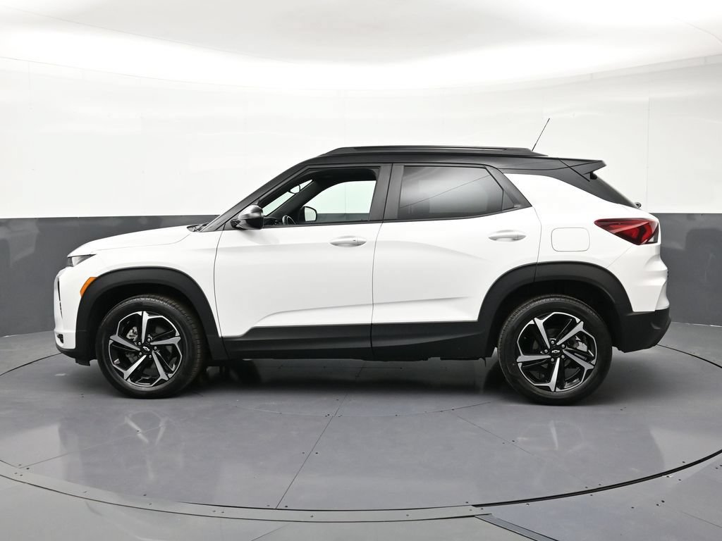 Certified 2023 Chevrolet TrailBlazer RS w/ Convenience Package AWD/4WD image 2