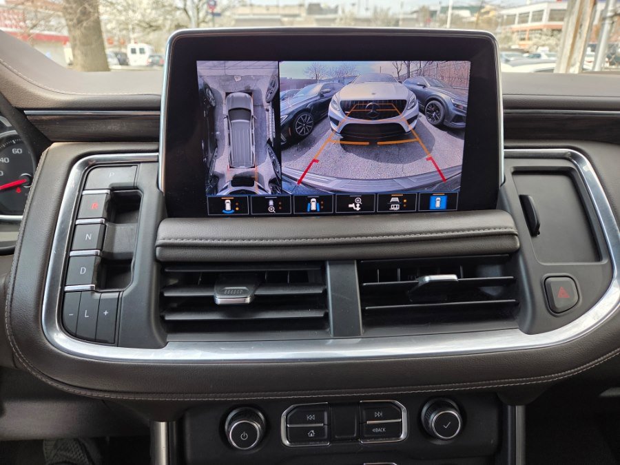 Used 2021 Chevrolet Suburban Z71 w/ Z71 Off-Road Package image 19