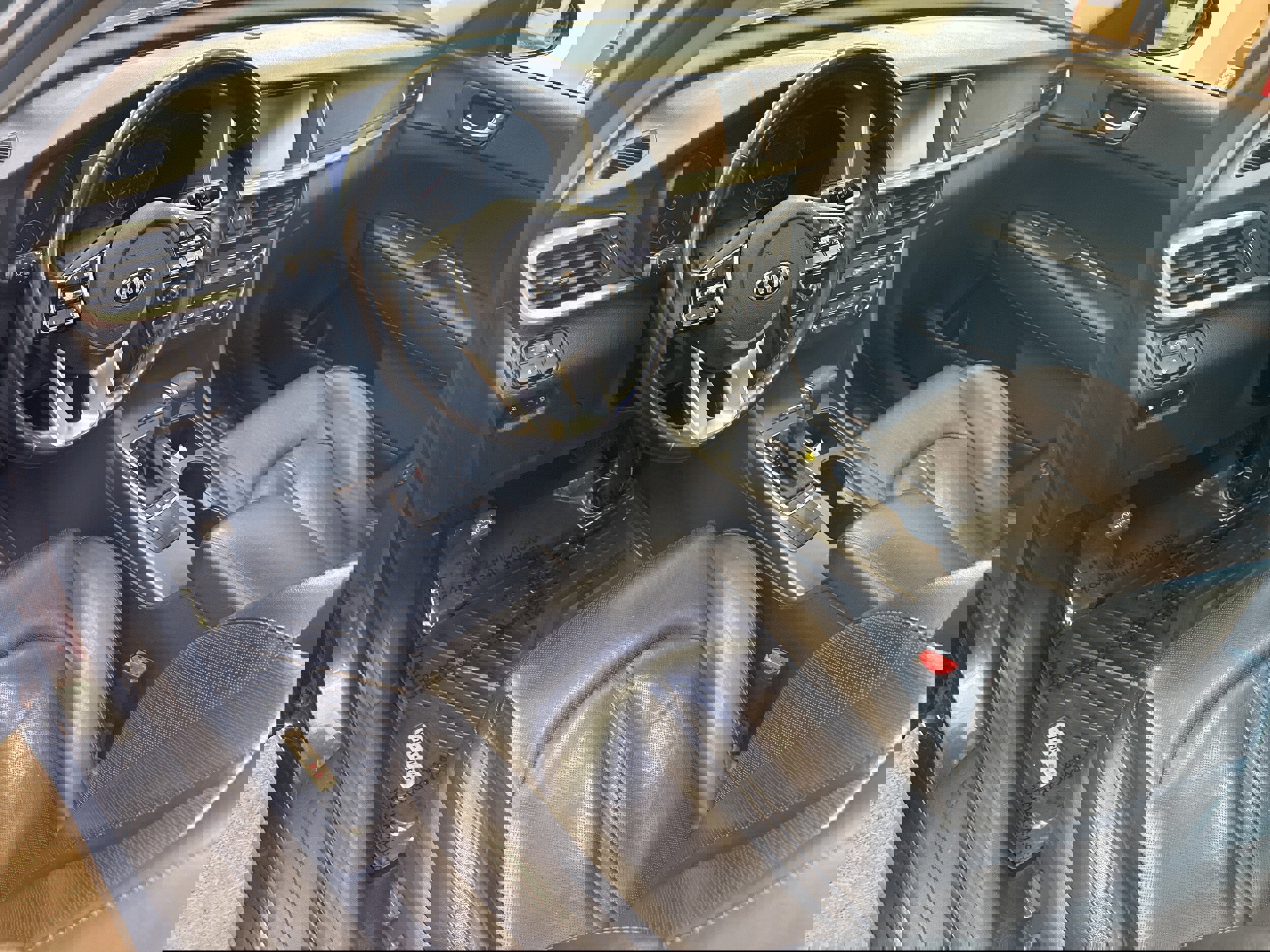 Used 2020 Kia Optima SE image 39