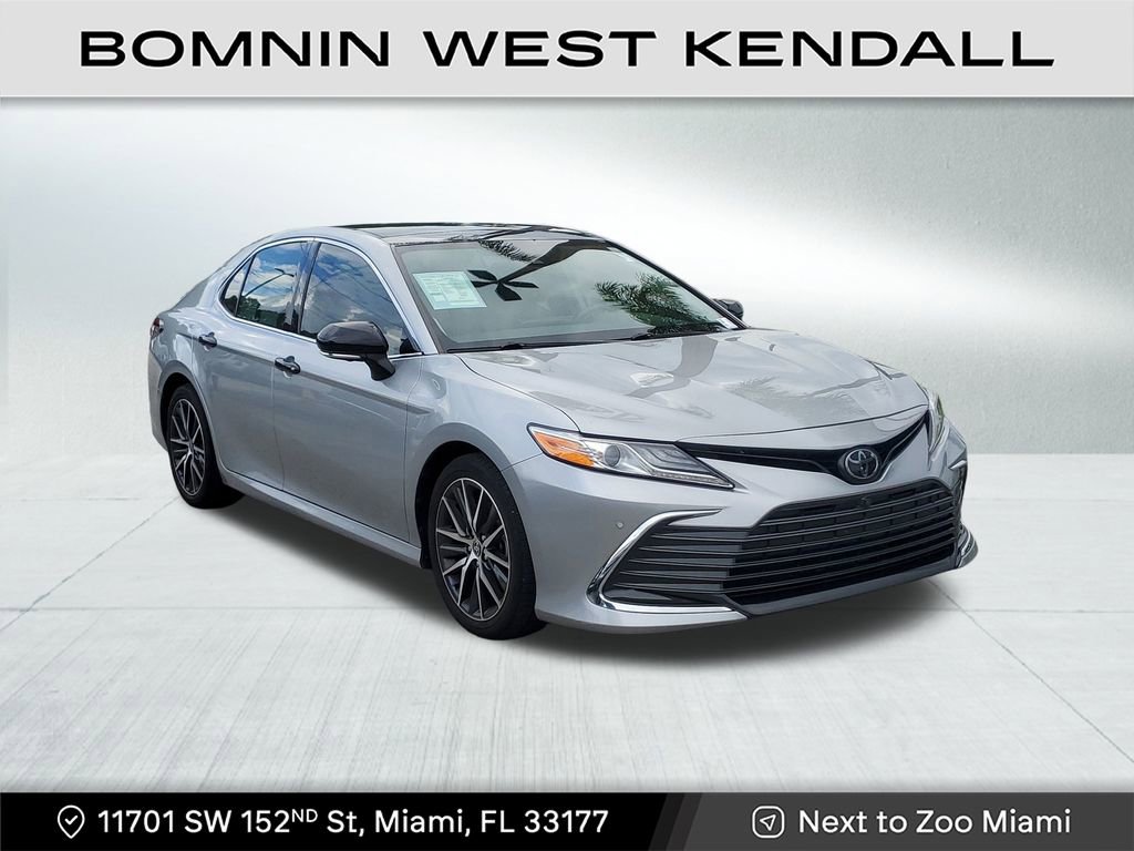 Used 2022 Toyota Camry XLE