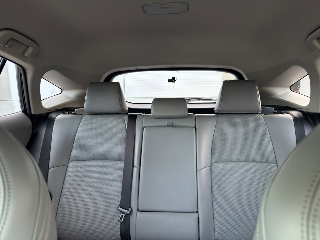 Used 2021 Toyota Venza XLE w/ Softex Package image 29