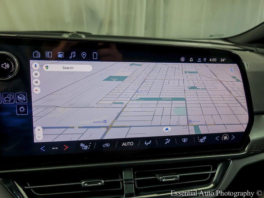 New 2026 Chevrolet Equinox EV LT image 14