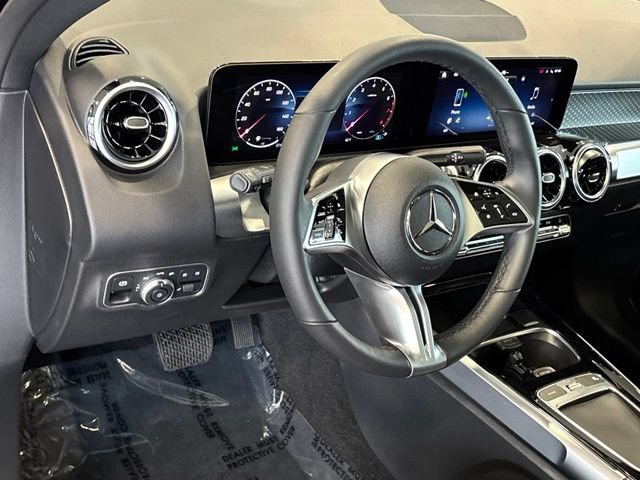Certified 2026 Mercedes-Benz GLB 250 4MATIC image 12