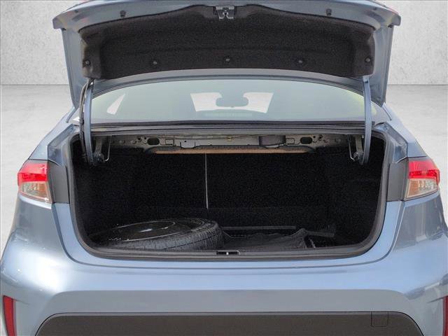 Used 2021 Toyota Corolla LE image 6