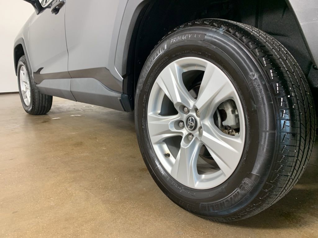 Used 2021 Toyota RAV4 XLE w/ XLE Grade Weather Package image 15