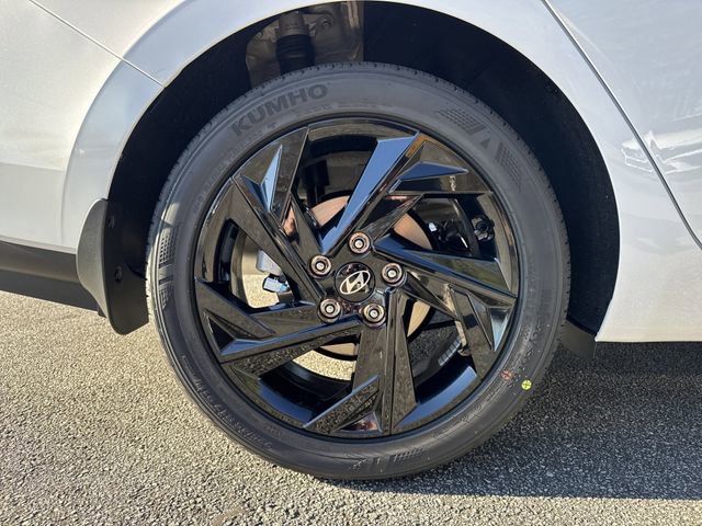 New 2026 Hyundai Elantra Sport image 17