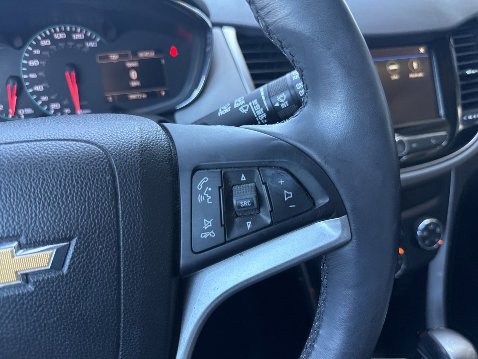 Used 2018 Chevrolet Trax LT w/ Driver Confidence Package AWD/4WD image 30