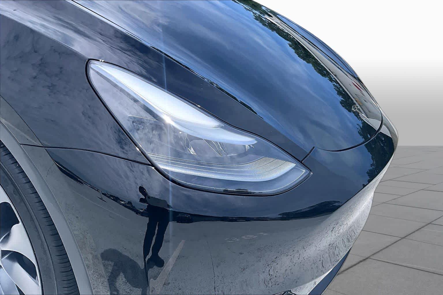 Used 2025 Tesla Model Y Performance AWD/4WD image 26