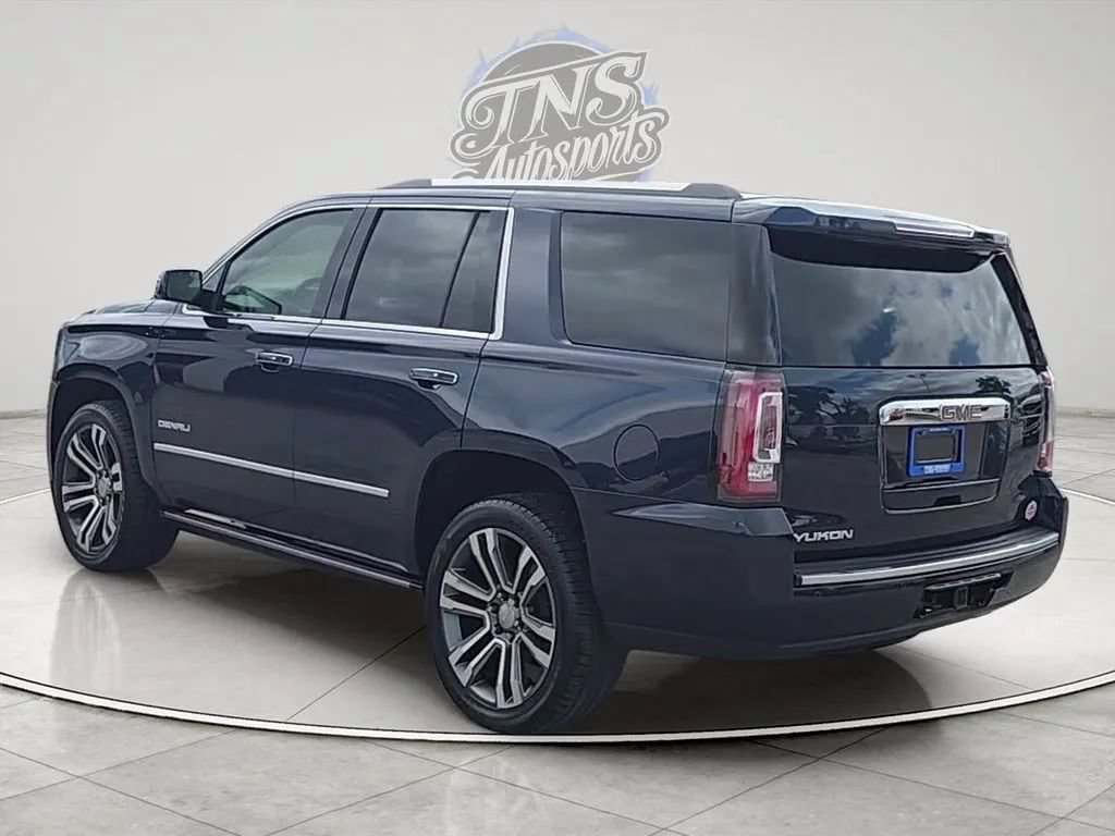 Used 2017 GMC Yukon Denali w/ Open Road Package AWD/4WD image 5