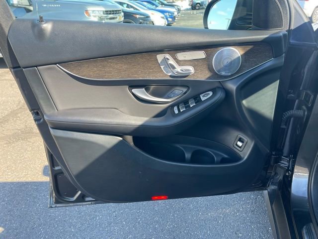 Used 2020 Mercedes-Benz GLC 300 4MATIC image 18