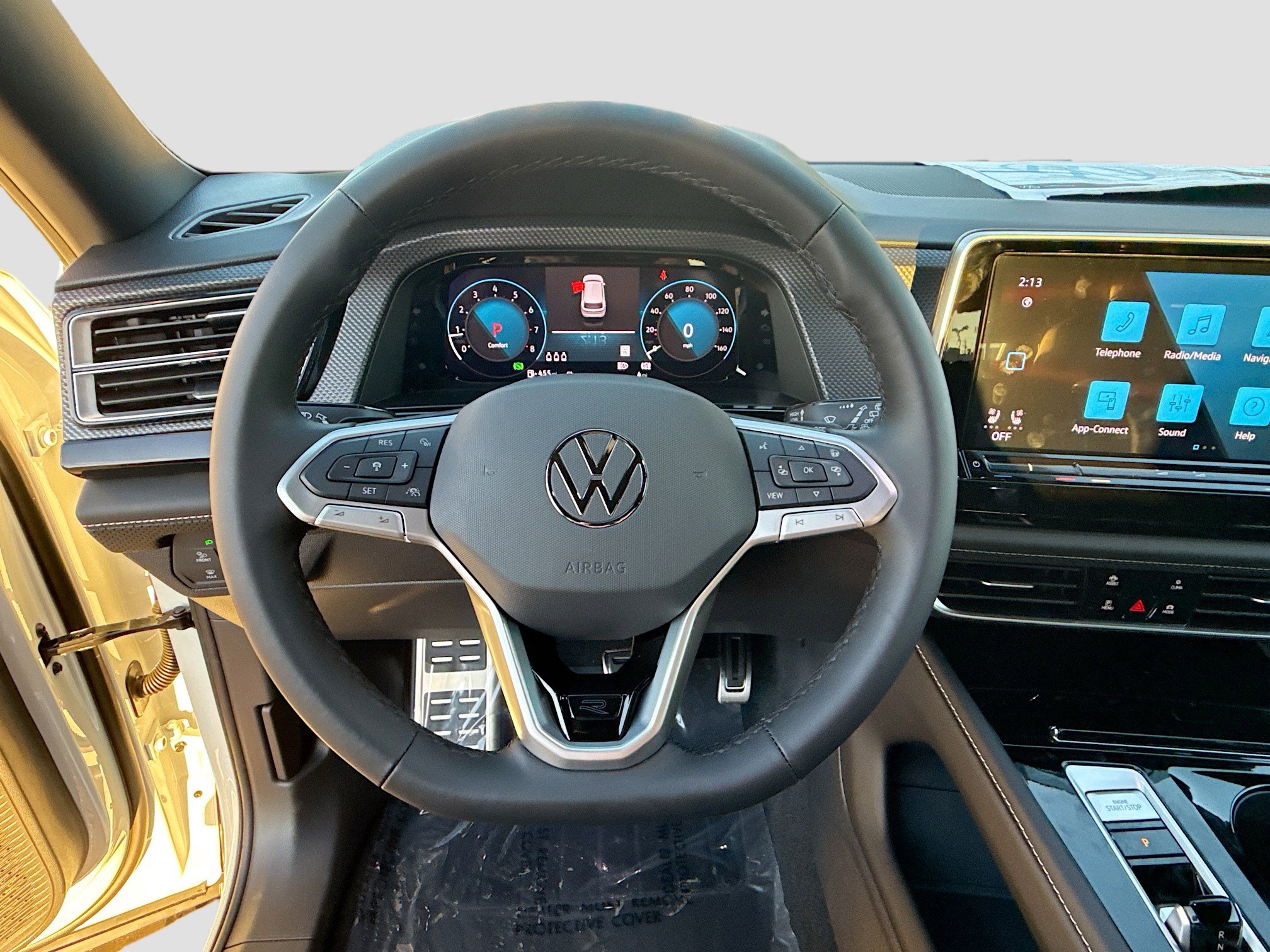 New 2026 Volkswagen Atlas Cross Sport SEL Premium R-Line image 39