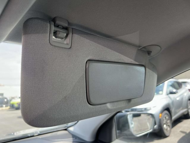 Used 2023 Chevrolet Equinox LS w/ Driver Confidence II Package FWD image 32