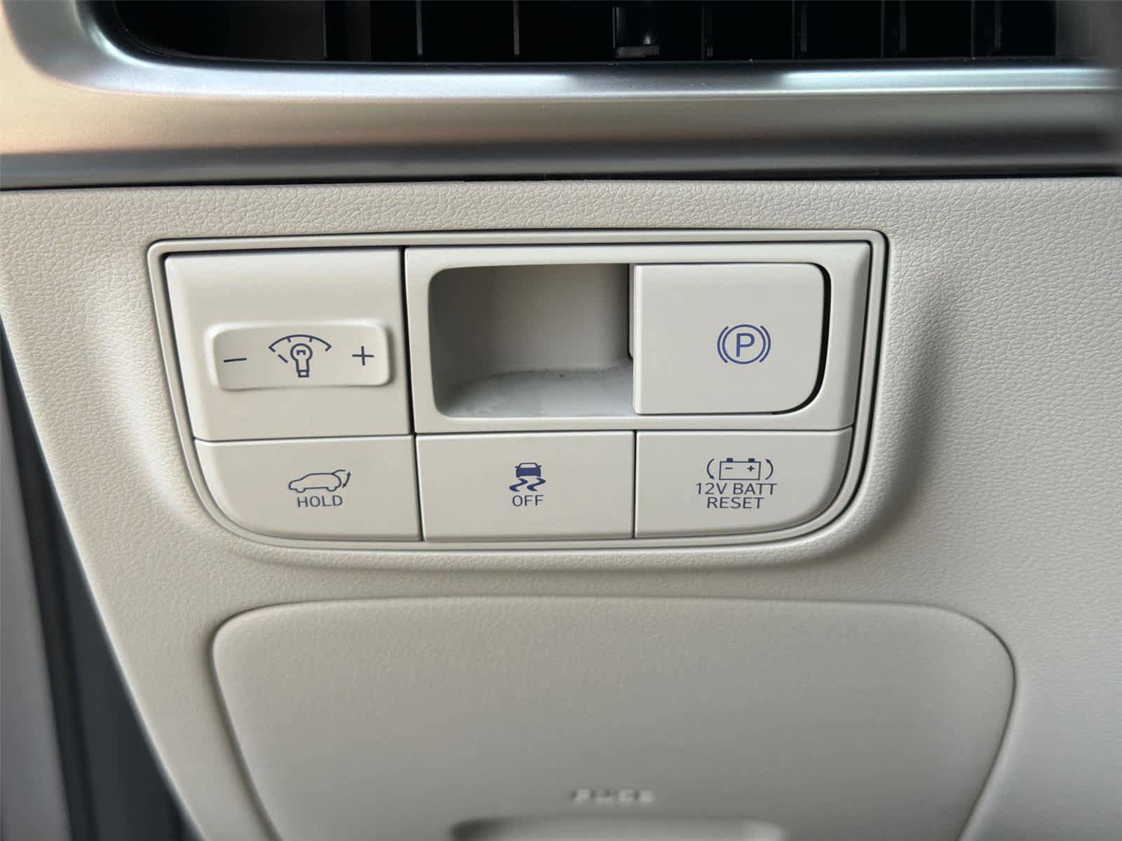 Used 2025 Hyundai Tucson Limited AWD/4WD image 40