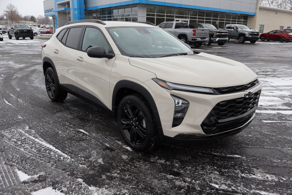 New 2026 Chevrolet Trax ACTIV w/ Driver Confidence Package image 2