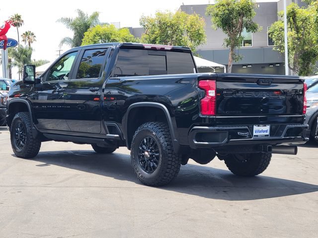 Used 2022 Chevrolet Silverado 2500 LTZ w/ LTZ Plus Package AWD/4WD image 2