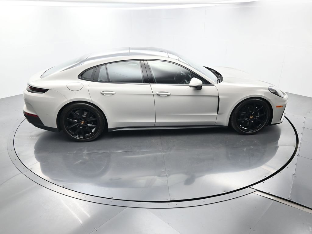 Certified 2025 Porsche Panamera image 41