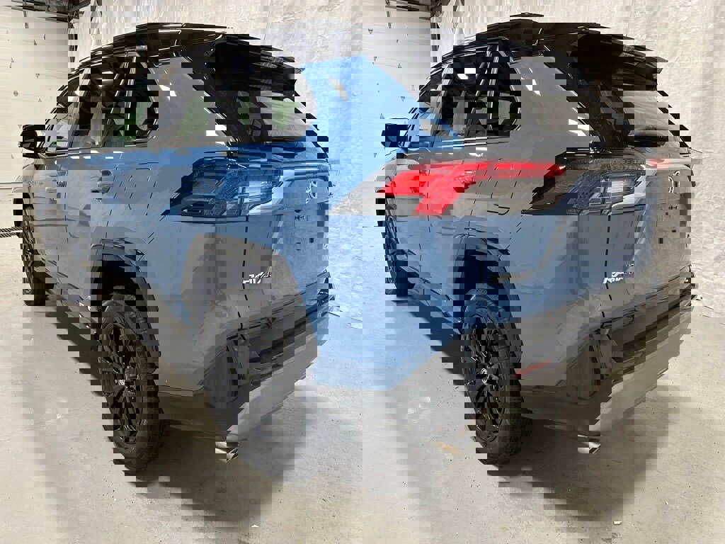 Used 2024 Toyota RAV4 XSE image 5