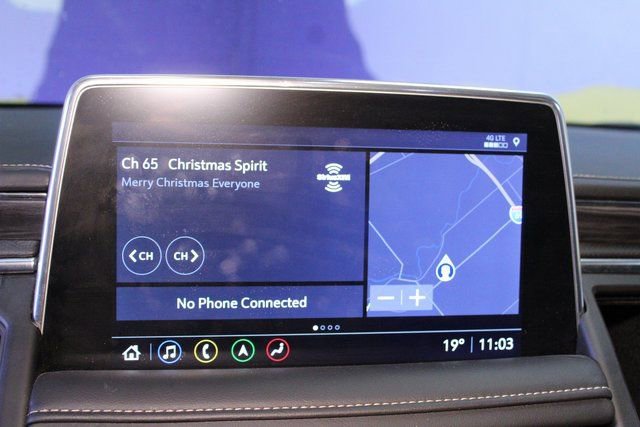 Used 2021 GMC Yukon SLT w/ Rear Media and Nav Package image 28