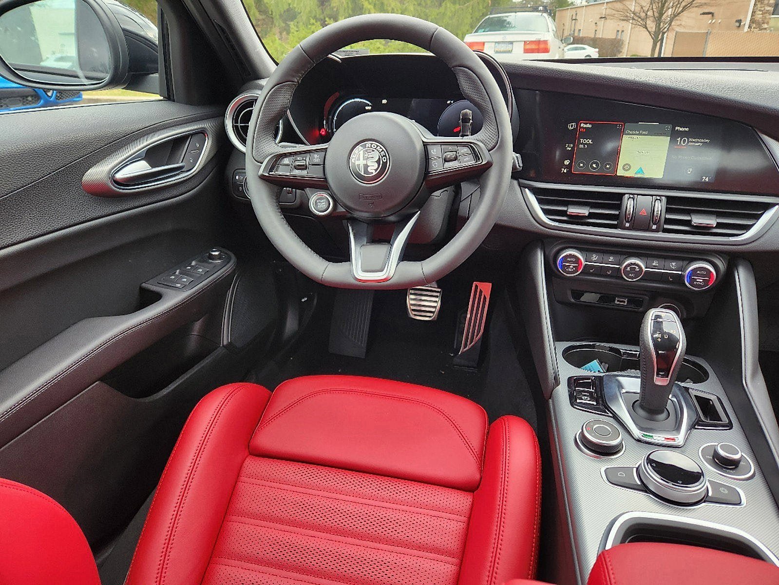 Used 2024 Alfa Romeo Giulia Ti w/ Performance Driving Package image 14