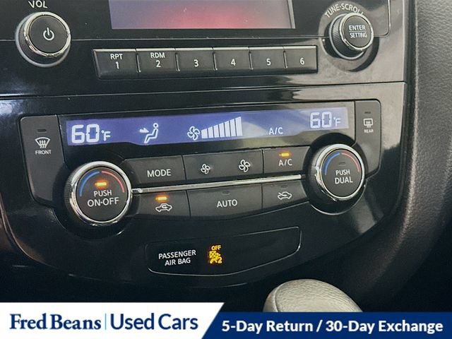 Used 2015 Nissan Rogue SV AWD/4WD image 21