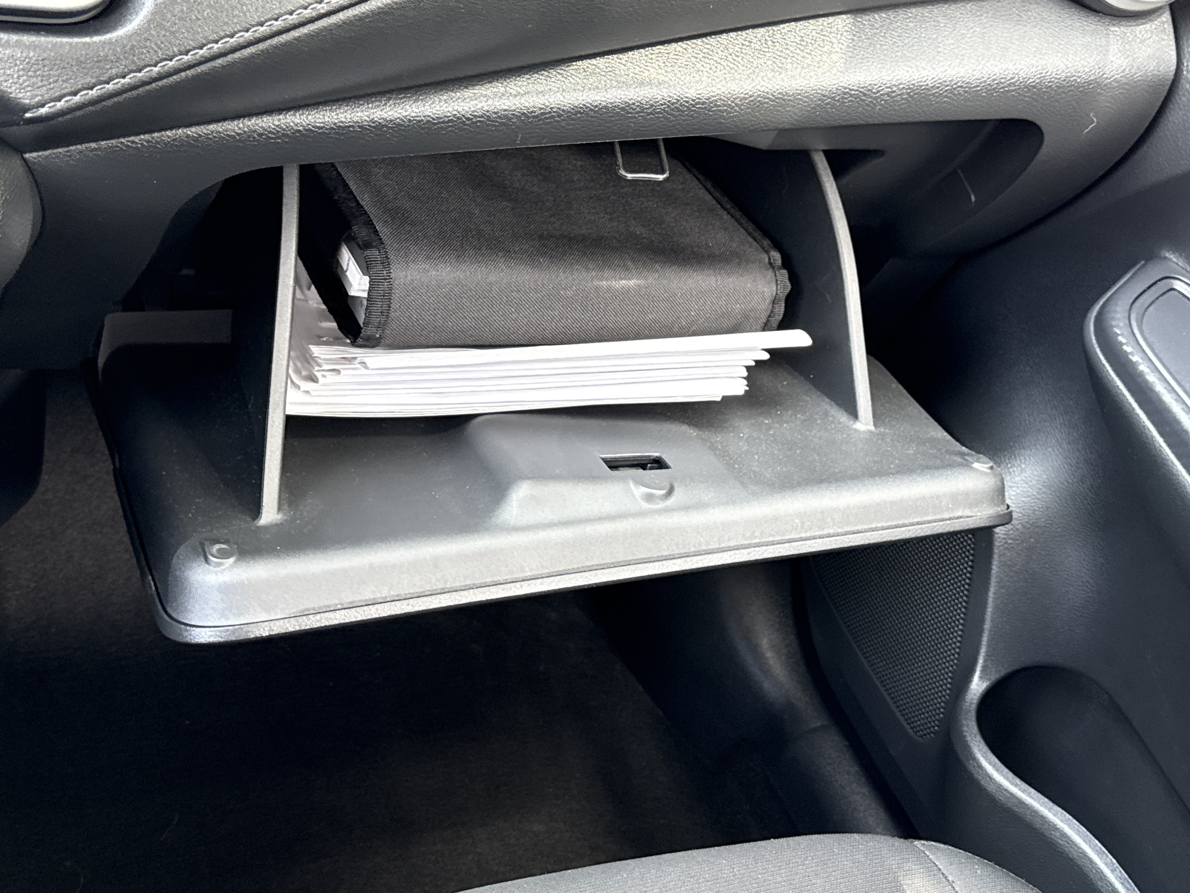 Used 2021 Nissan Versa S FWD image 22