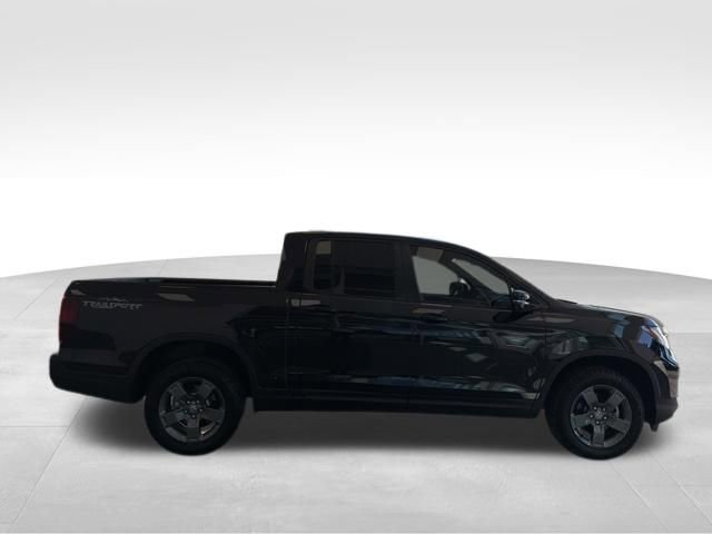 Used 2025 Honda Ridgeline TrailSport image 6