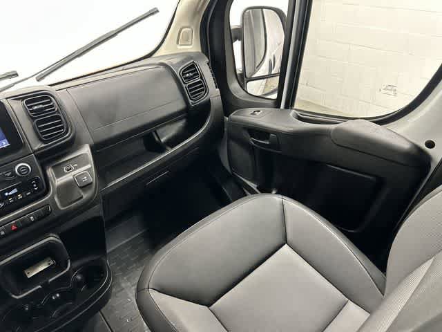 Used 2025 RAM ProMaster 3500 w/ Convenience Group FWD image 13