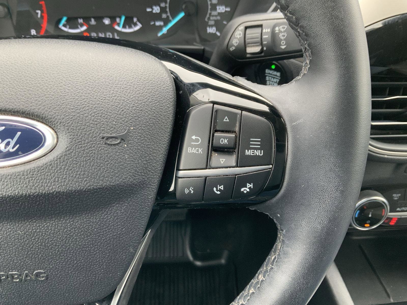 Used 2022 Ford Escape SE w/ Convenience Package image 30