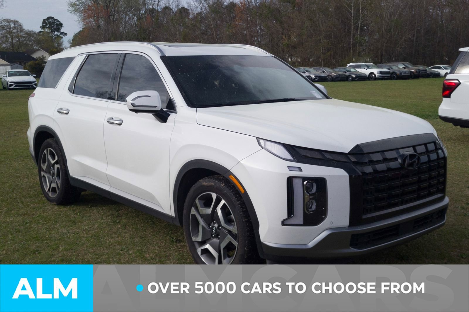 Used 2024 Hyundai Palisade SEL image 3