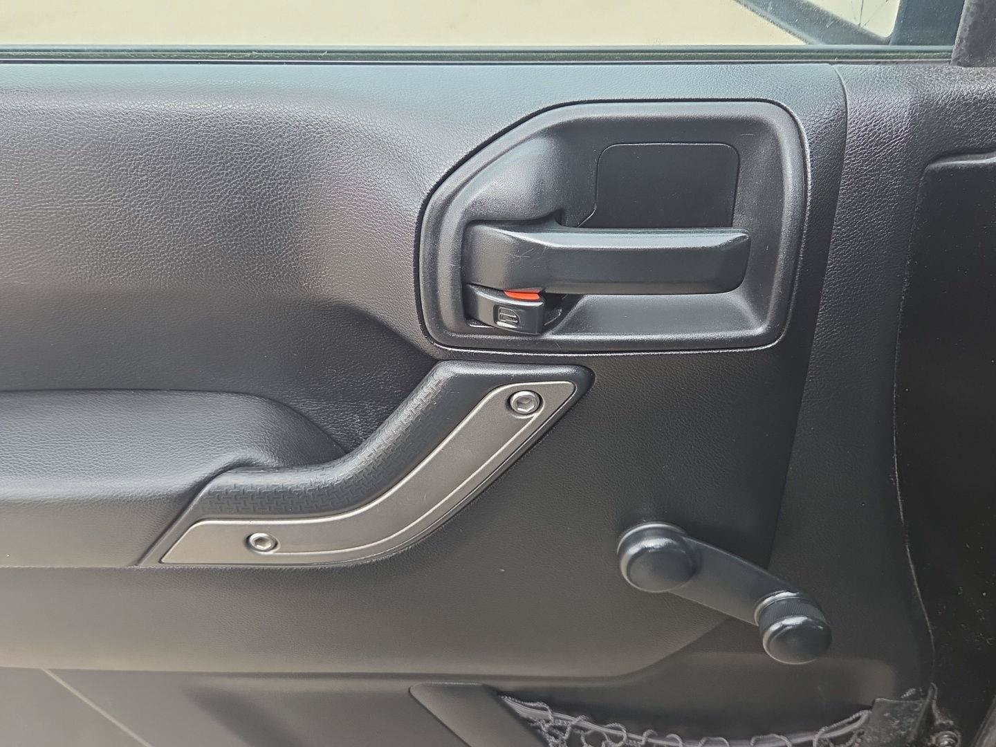 Used 2012 Jeep Wrangler Sport AWD/4WD image 14