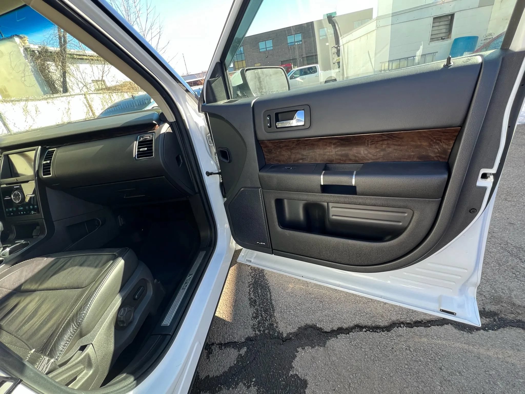 Used 2019 Ford Flex Limited AWD/4WD image 28