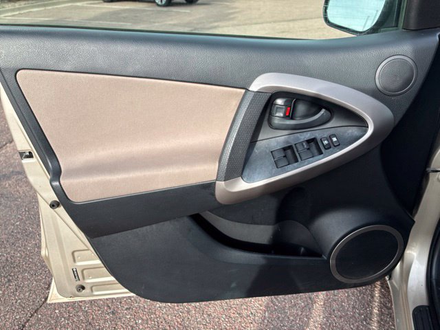 Used 2007 Toyota RAV4 2WD image 7