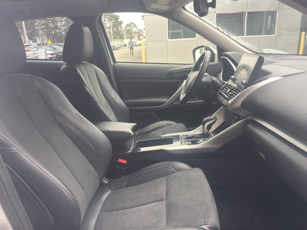 Used 2022 Mitsubishi Eclipse Cross SE AWD/4WD image 17