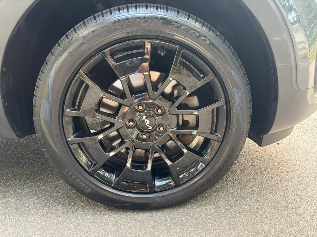 Used 2022 Kia Telluride EX w/ EX Premium Package AWD/4WD image 13