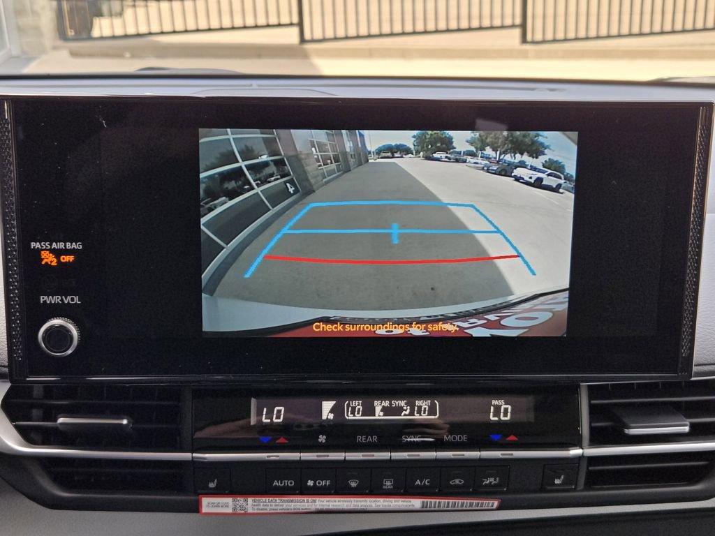 New 2026 Toyota Sienna XLE FWD image 12