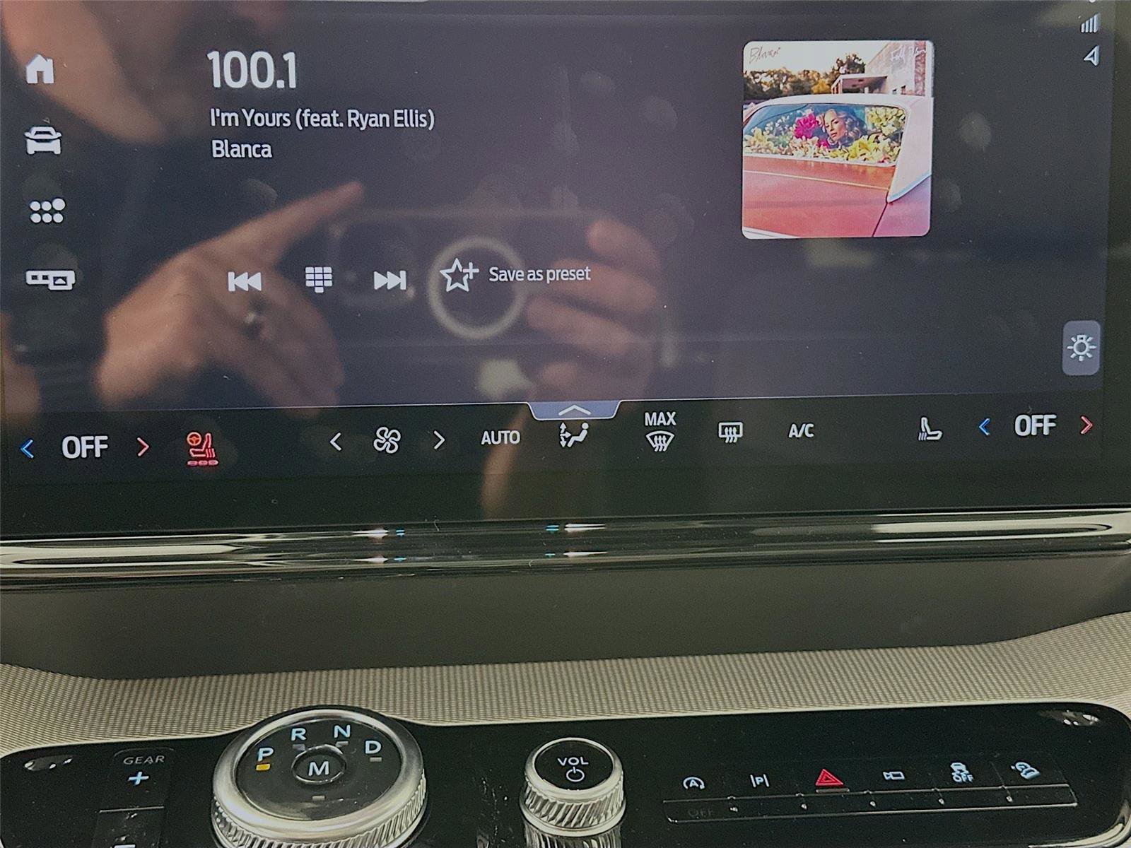 New 2026 Ford Expedition Active image 18