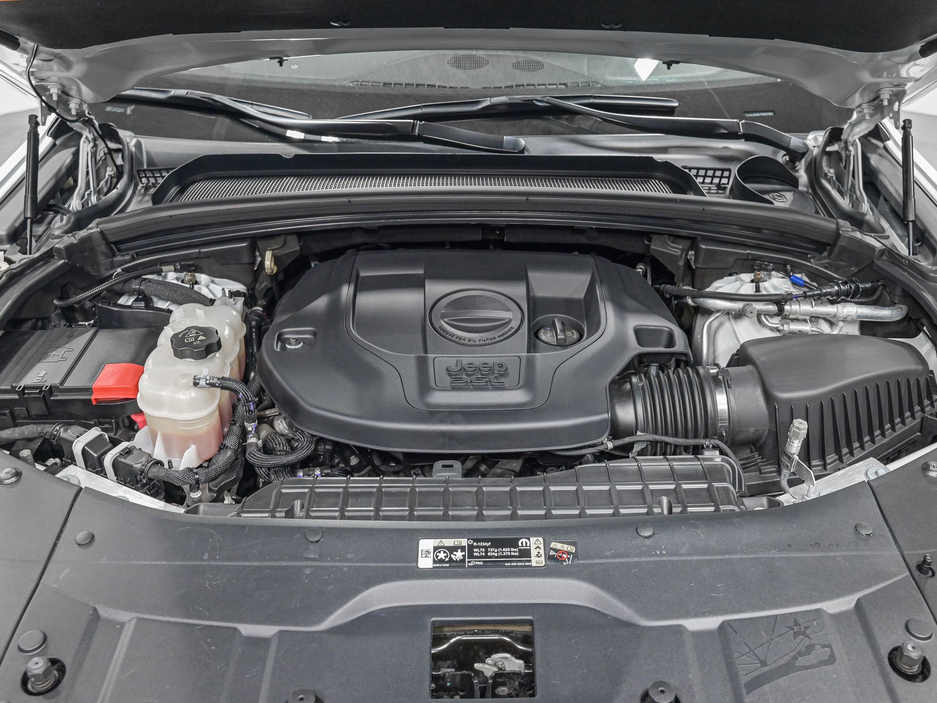 Used 2023 Jeep Grand Cherokee L Overland image 11