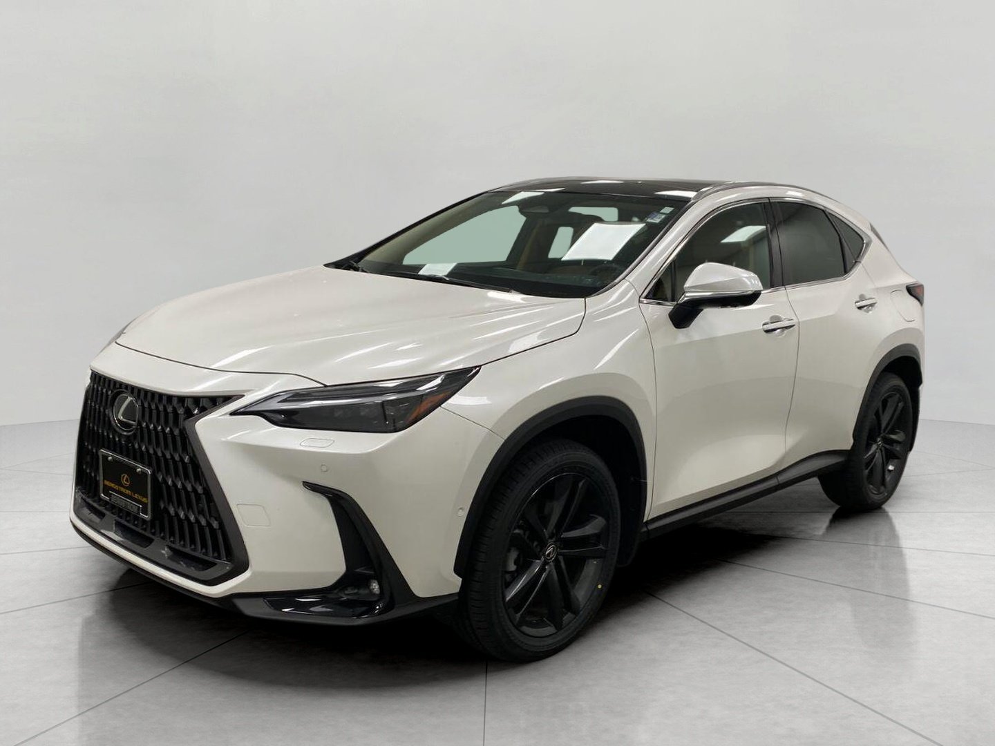 Used 2025 Lexus NX 450h+ AWD w/ Accessory Package (2T) image 9