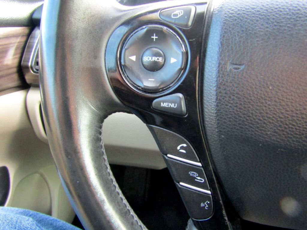 Used 2016 Honda Accord EX-L image 20