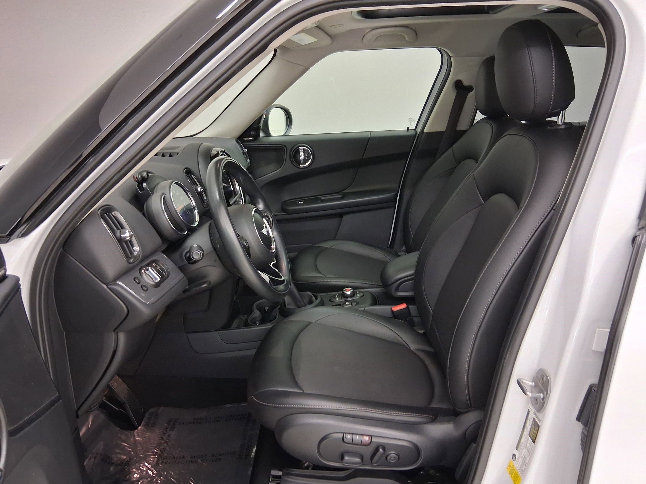 Used 2018 MINI Cooper Countryman FWD image 3