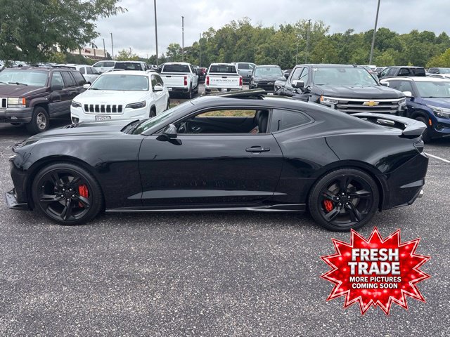 Used 2019 Chevrolet Camaro SS RWD image 1