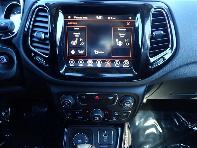 Used 2019 Jeep Compass Limited image 16