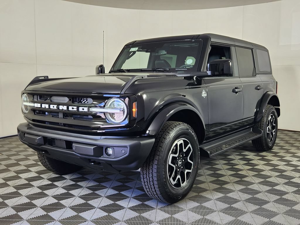 New 2026 Ford Bronco Outer Banks AWD/4WD image 3