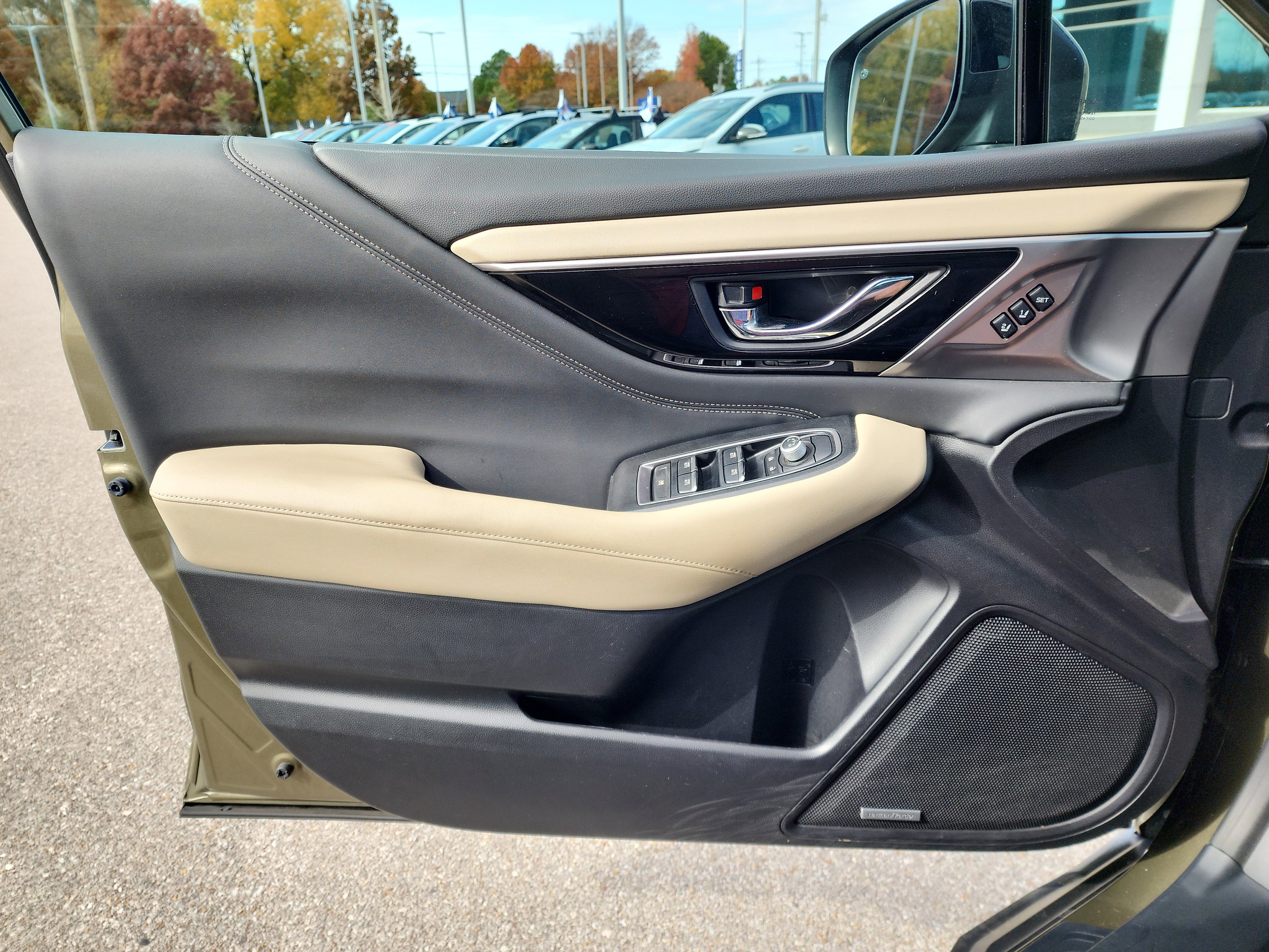 Used 2020 Subaru Outback Limited image 18