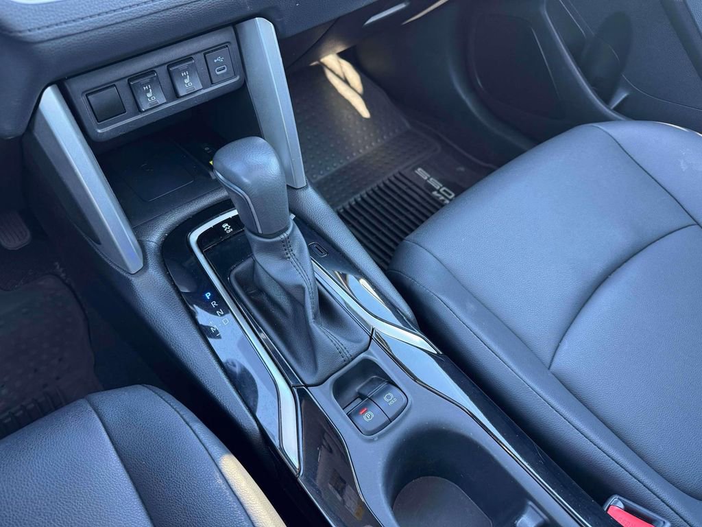 Used 2023 Toyota Corolla Cross XLE w/ Convenience Package AWD/4WD image 33