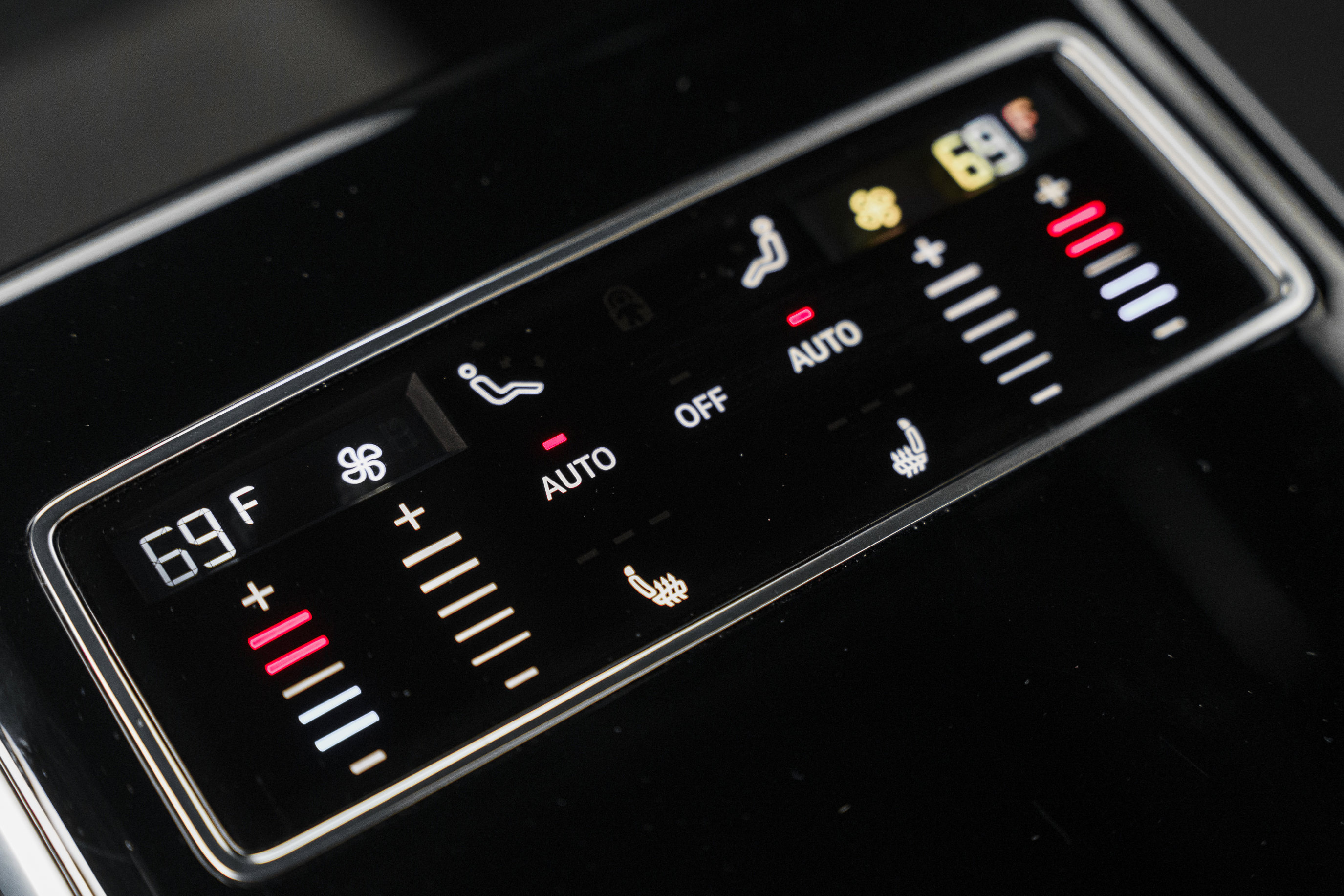 Used 2022 Audi A8 L 3.0T image 27