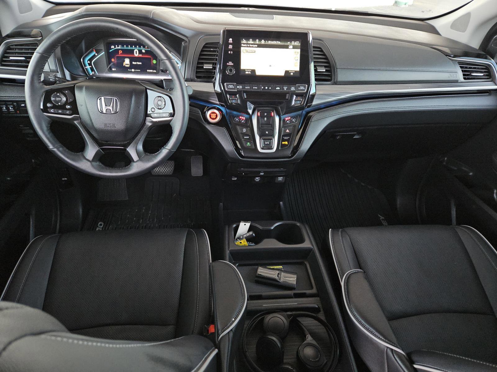 Used 2024 Honda Odyssey Elite image 11