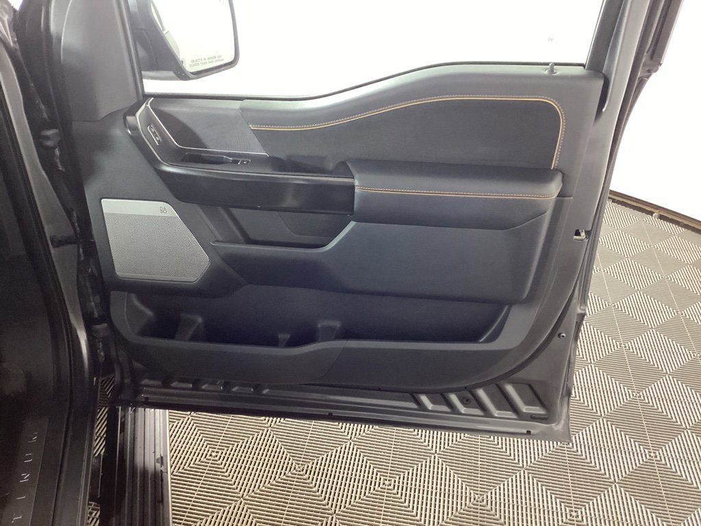 Used 2021 Ford F150 Platinum image 10