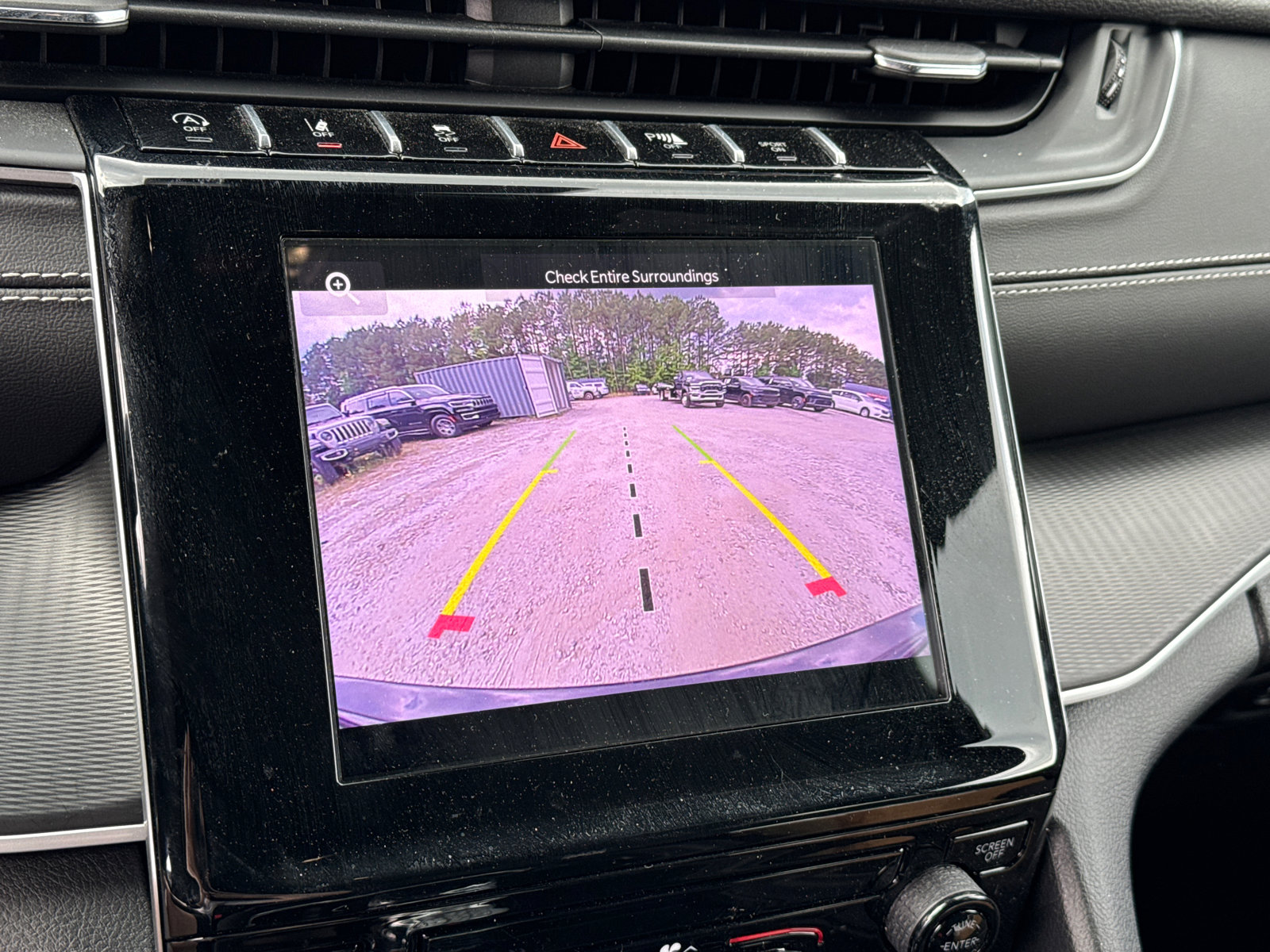 Used 2024 Jeep Grand Cherokee Laredo AWD/4WD image 29